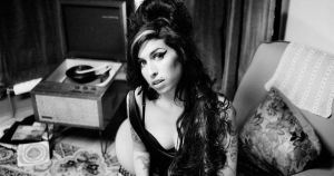 Winehouse Amy - Back To Black ― Сайт бесплатных фонограмм "Караоке по-русски"
